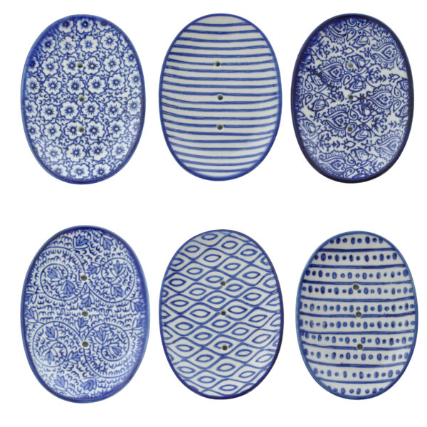 Ovale, blau-weiße Seifenschale aus Keramik